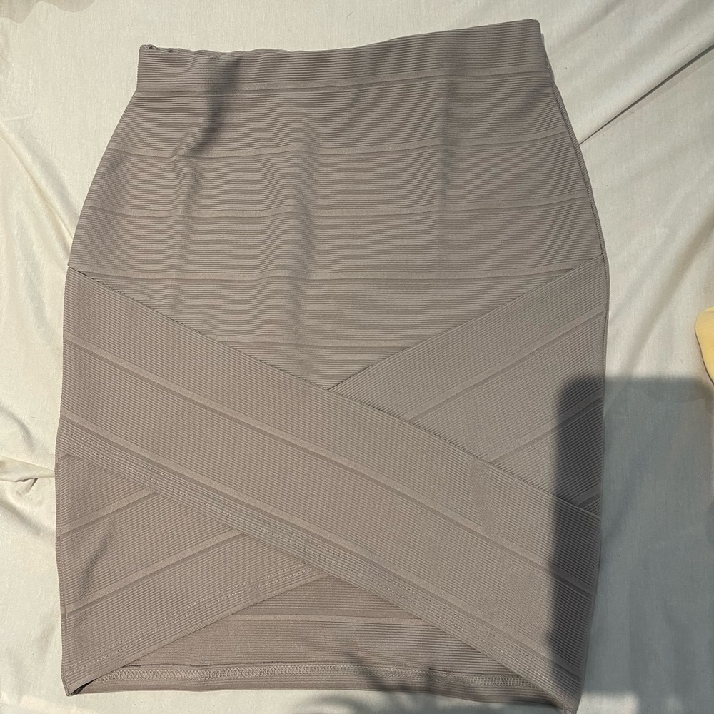 NEW  Women's Skirt dusty pink/purple